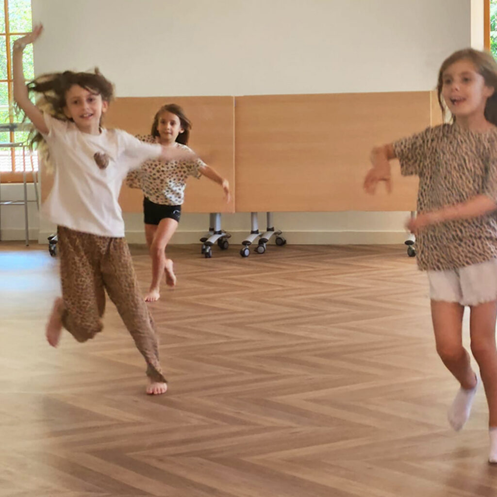 éveil à la danse et danse rythmique enfants à Annecy-le-vieux